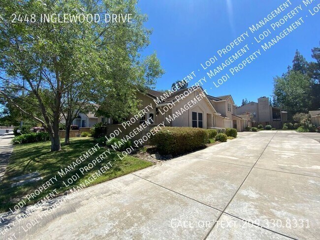Foto del edificio - 2448 Inglewood Dr