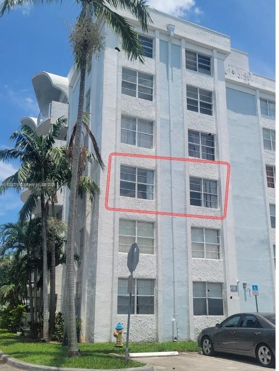 Building Photo - 498 NW 165th St