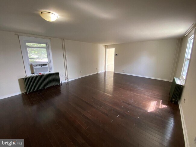 Foto del edificio - 101 Karrs Ln