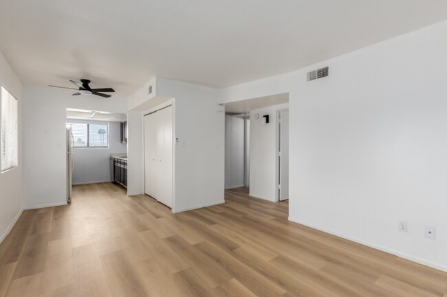 Foto del edificio - 11350 W Tennessee Ave