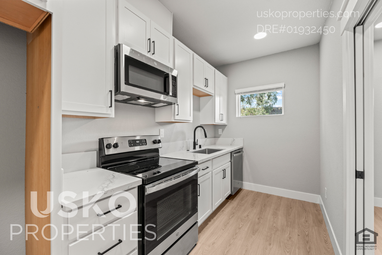 Foto principal - 3125 3rd Ave