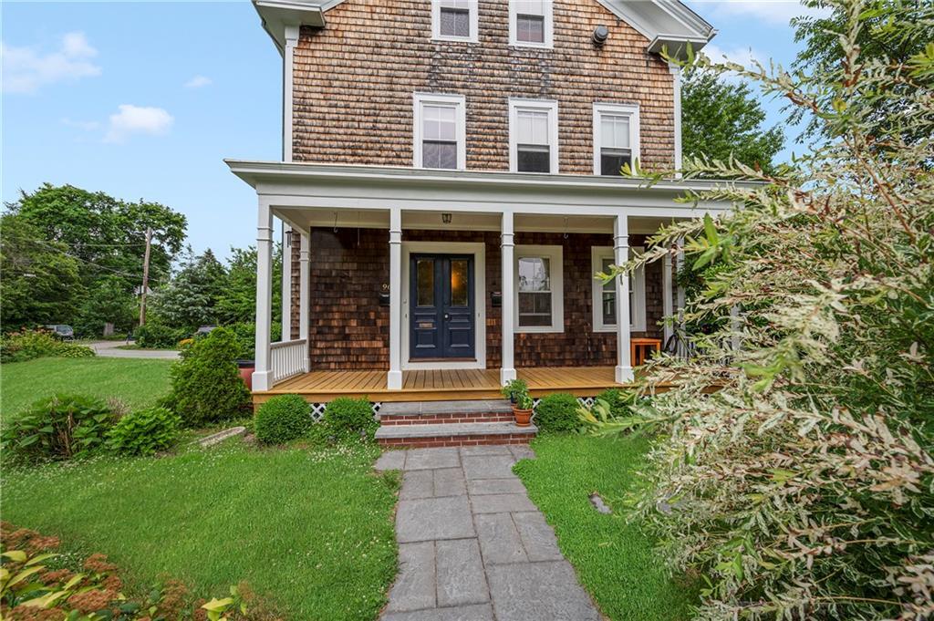 96 Alfred Drowne Rd, Barrington, RI 02806 Room for Rent in Barrington