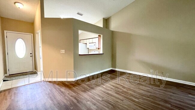 Building Photo - 4208 Polo Ct