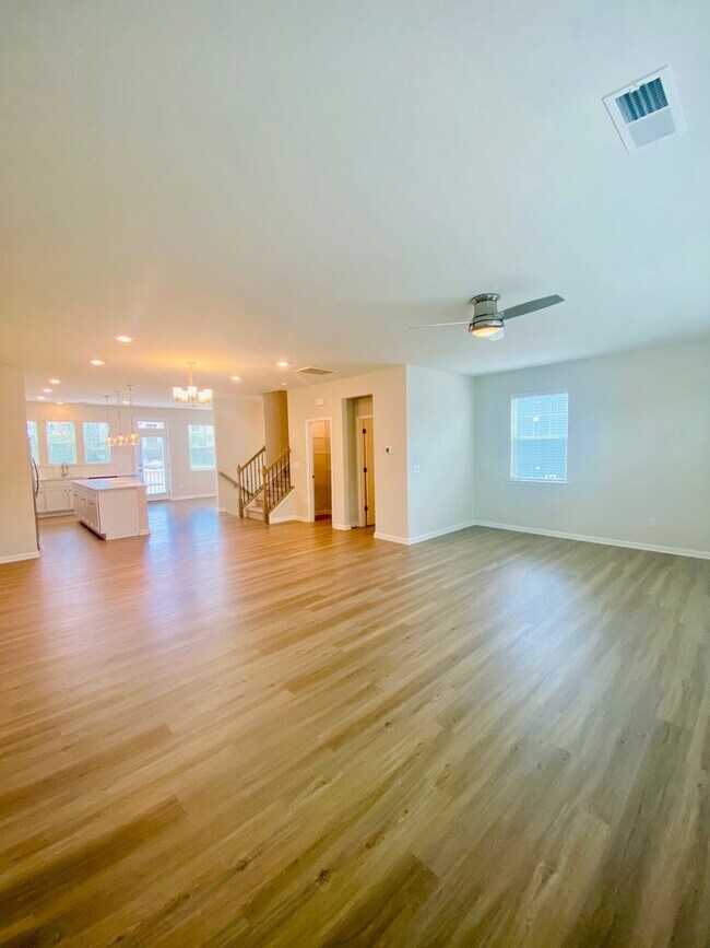 Foto del edificio - 3BR/3.5 Bath Townhouse in Ballantyne