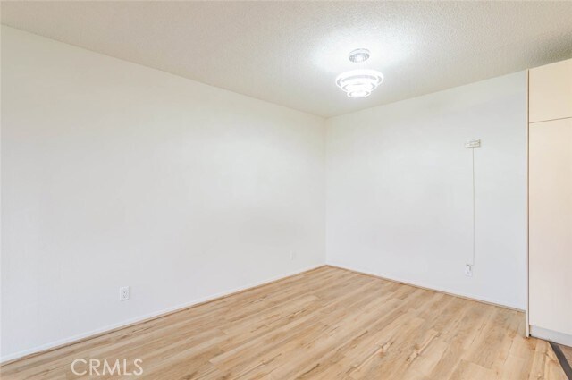 Foto del edificio - 540 W California Ave