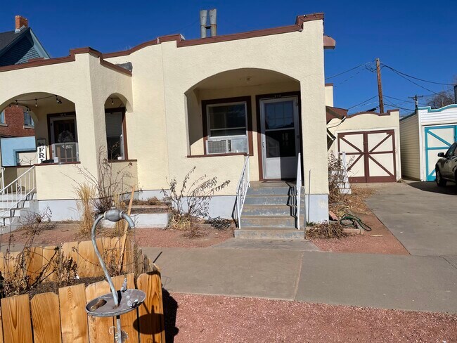 Building Photo - 210 E Pitkin Ave