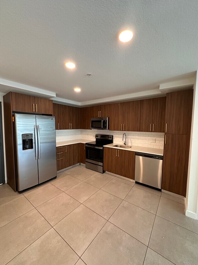 Foto principal - 1234 NW 8th Ct