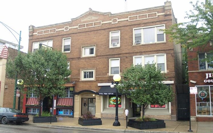 Primary Photo - 6157 N Broadway St