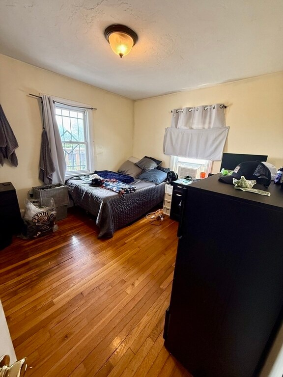 Primary Photo - 127 Sydney St