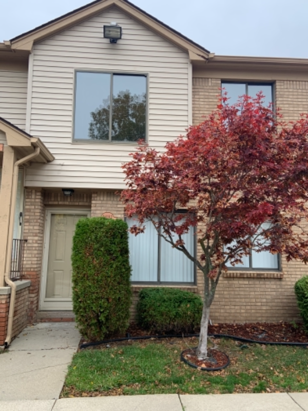 Primary Photo - 24182 Ashford Ln