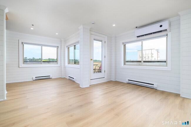 Foto del edificio - 1611 Washington Blvd