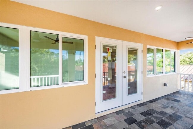 Foto del edificio - 907 Riviera St