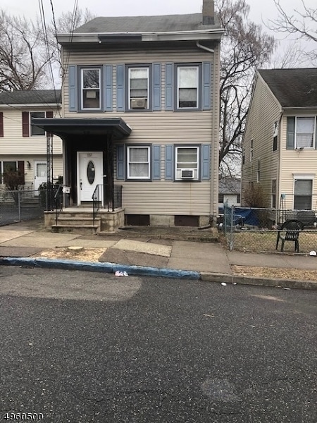 Primary Photo - 152 N 3rd St