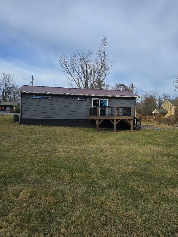 Building Photo - 19 Azalea St