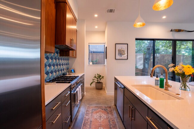 Foto del edificio - 2509 Durwood St