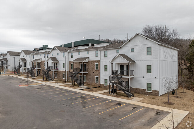 Foto del edificio - The Retreat at Fayetteville