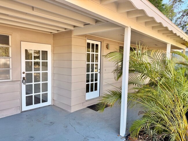 Building Photo - Single family home