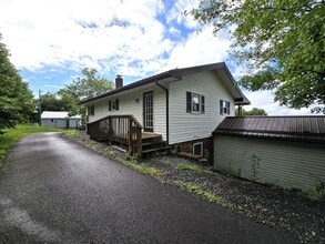 Building Photo - 258 Wilcox Dr
