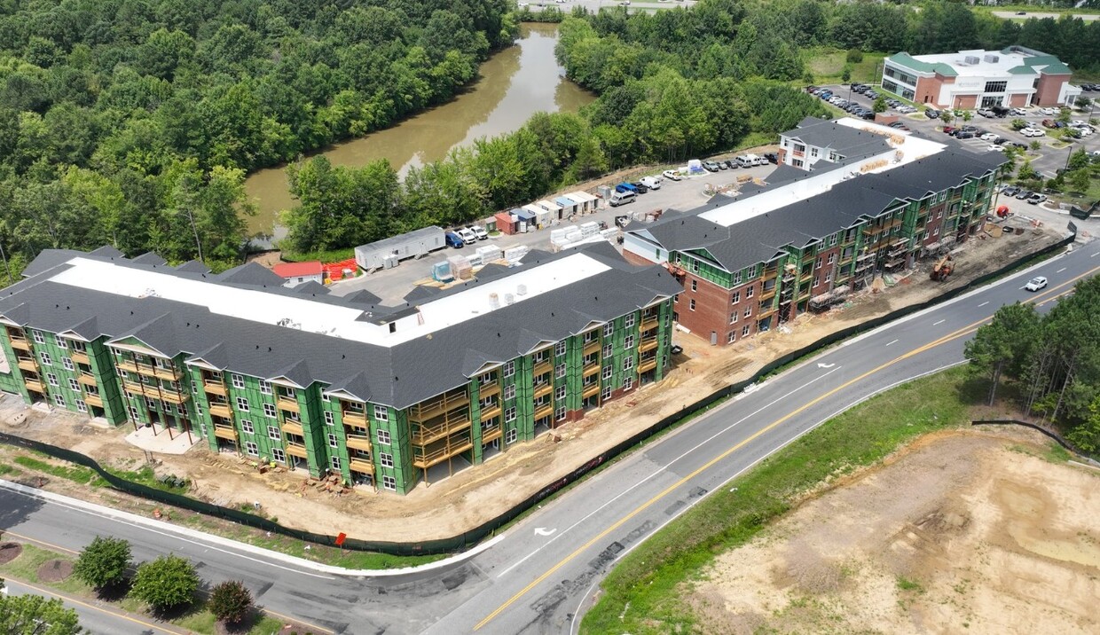 Foto principal - Ashlake Crossings Apartments 55+ Community