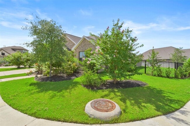 Building Photo - 18811 Cottonwood Bayou Ct