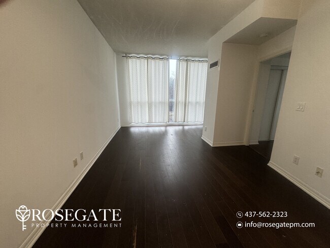 Photo du bâtiment - Modern 1-Bedroom Condo with 1.5 Bathrooms & Balcony – Mississauga