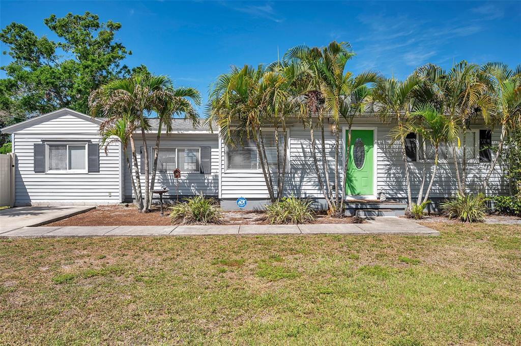 Foto principal - 1301 57th St S