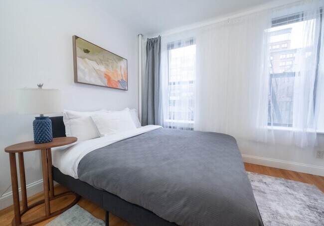 Foto del edificio - 302 E 104th St