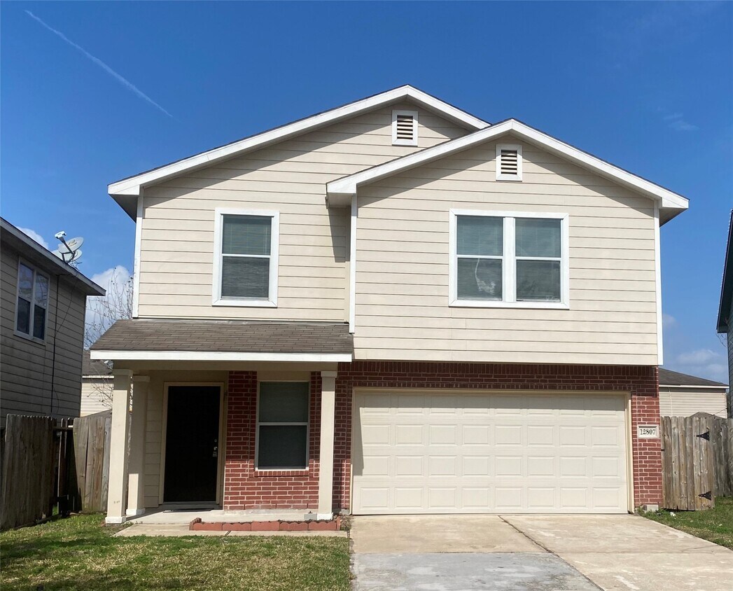 Foto principal - 12807 Blue Timbers Ct