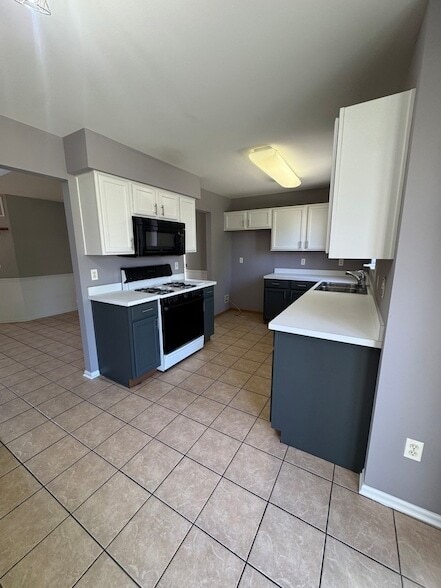 Building Photo - 1716 William Dr