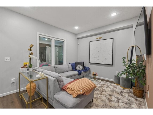 Foto del edificio - 884 Westminster St