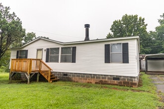 Building Photo - 2871 Emory Rd