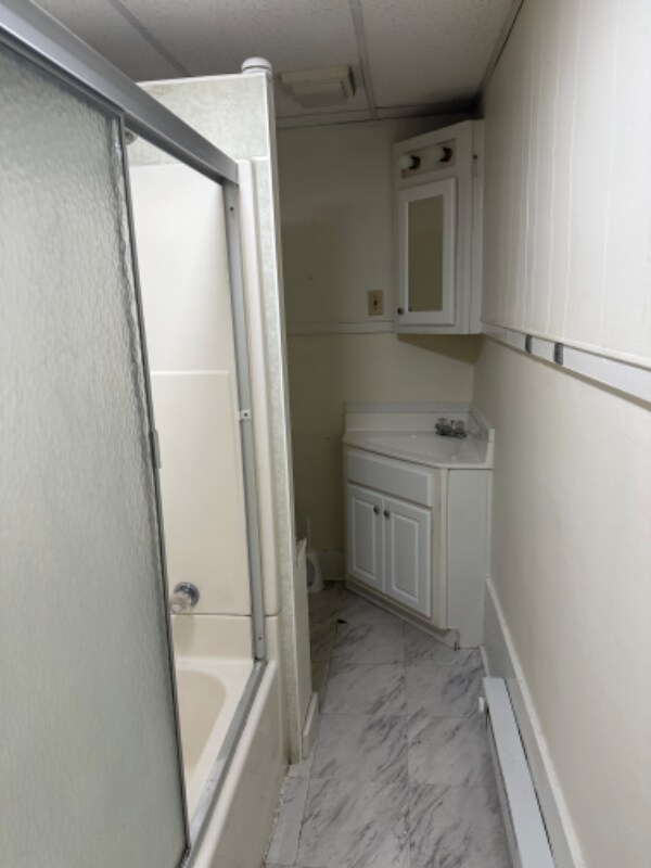 4 E 3rd St Unit 4L, Bloomsburg, PA 17815 Room for Rent in Bloomsburg