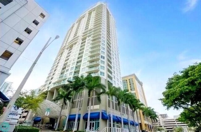 Foto del edificio - 350 SE 2nd St
