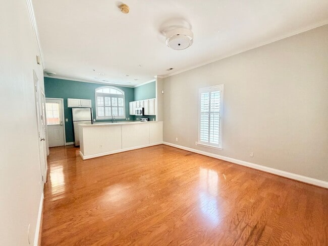 Building Photo - 1539 Pecan Ave