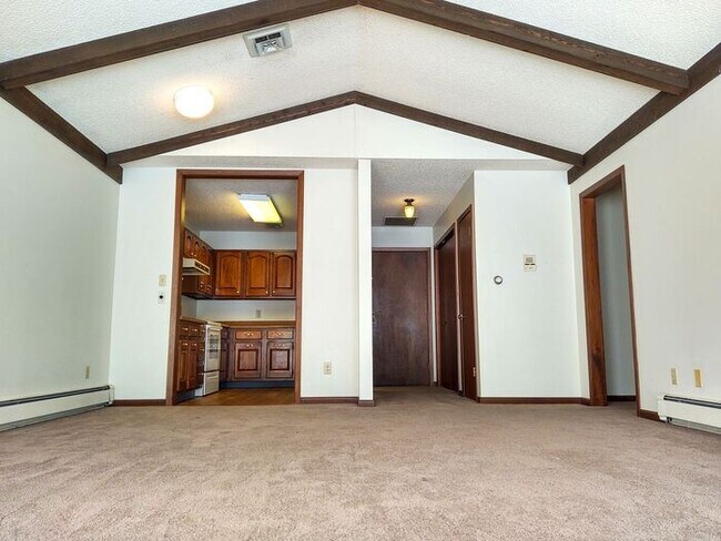 Foto del edificio - $1,195 | 2 Bedroom, 2 Bathroom Condo| PET ...