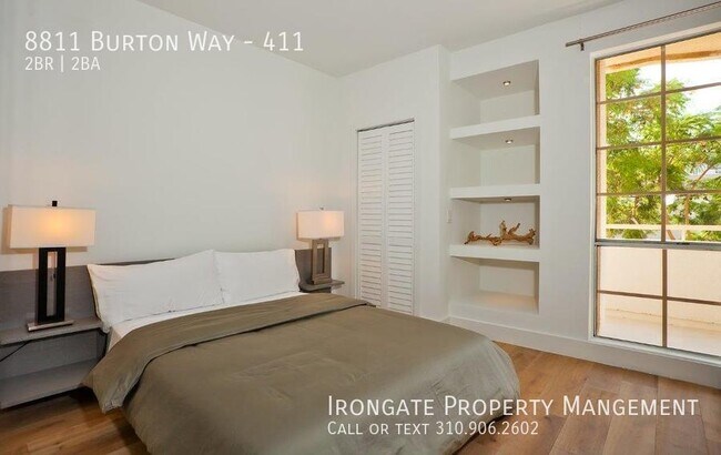 Foto del edificio - 8811 Burton Way