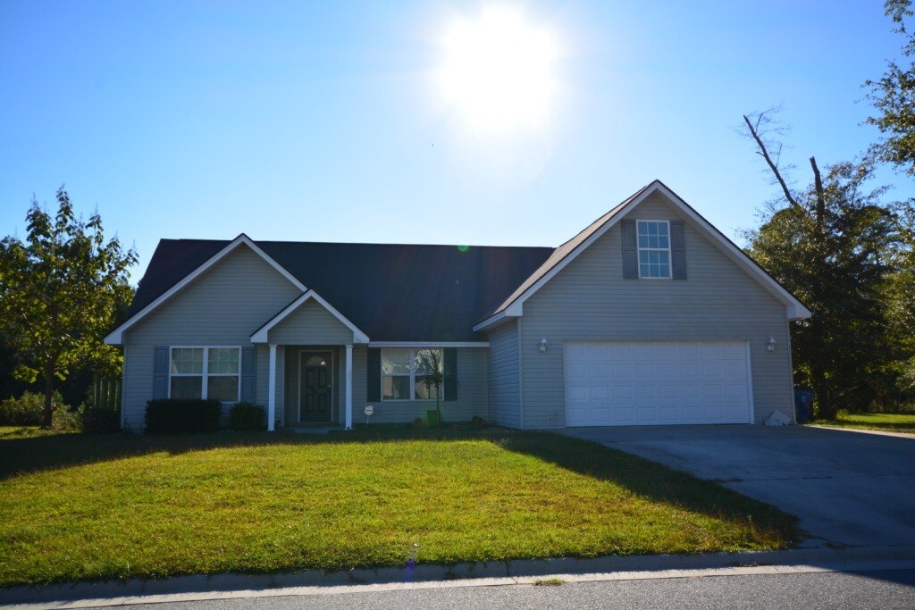 143 Buckskin Ct, Guyton, GA 31312 House Rental in Guyton, GA