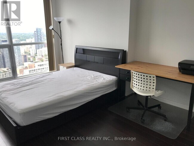 Photo du bâtiment - 386-5386 Yonge St