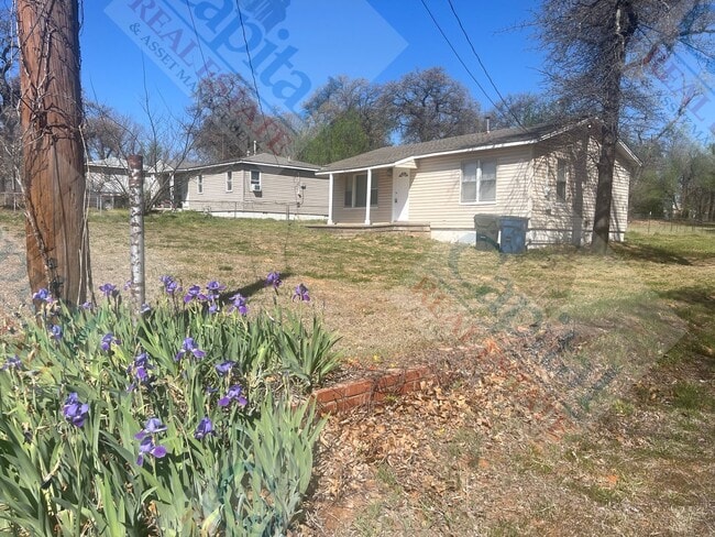 Photo - Cozy 2 Bedroom House