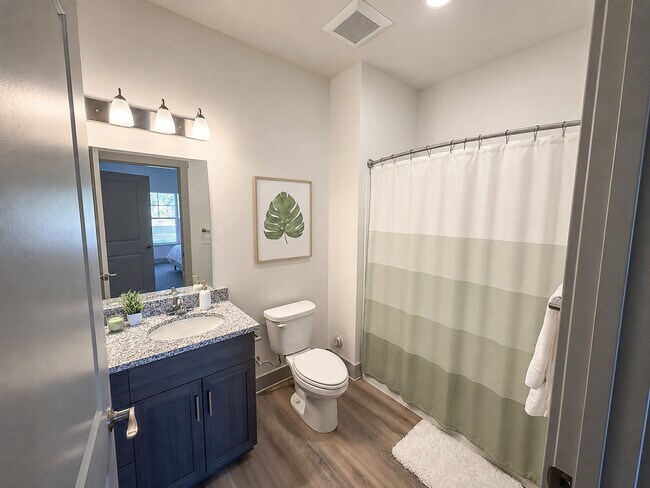 Baño principal - White Creek Flats