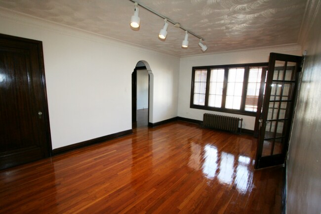 Foto del edificio - 1119 Lafayette St