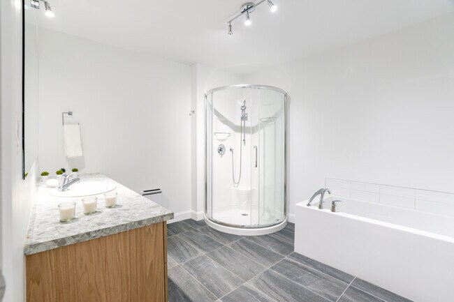 Building Photo - La Consolata