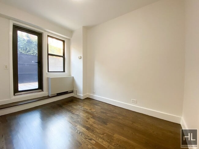 Foto del edificio - EAST 63 STREET