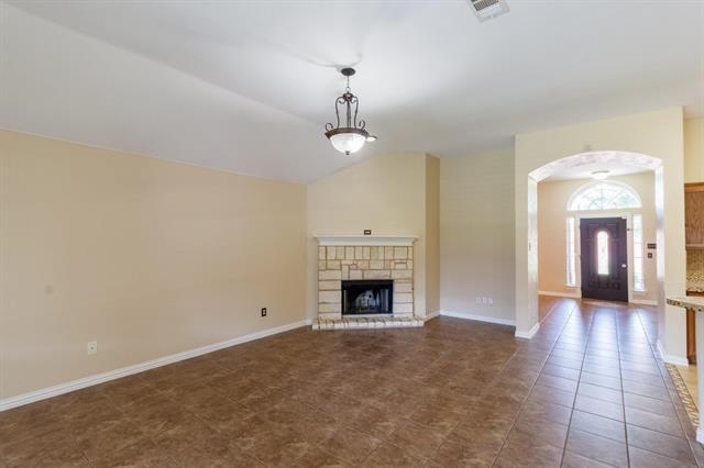Foto del edificio - 2108 Hickory Ridge Dr