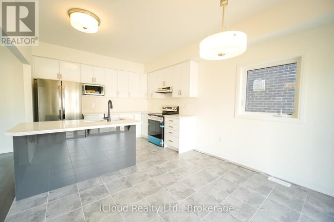 Building Photo - 67 George Brier Dr E