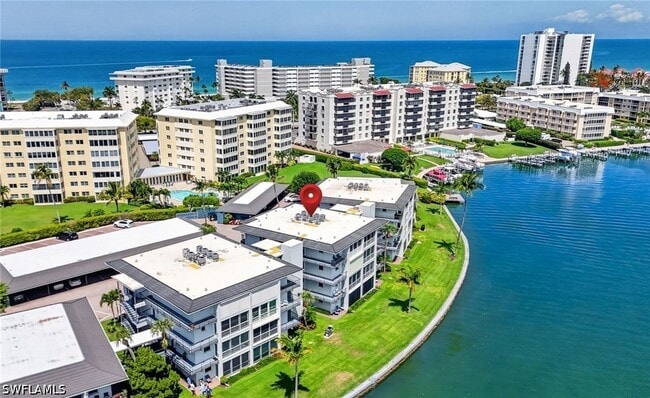 Foto del edificio - 3400 Gulf Shore Blvd N