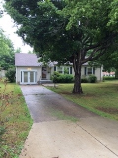Primary Photo - 529 Nutwood St