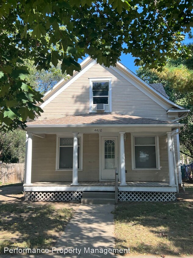 3 br, 2.5 bath House - 4410 Baldwin Ave - House Rental in Lincoln, NE ...