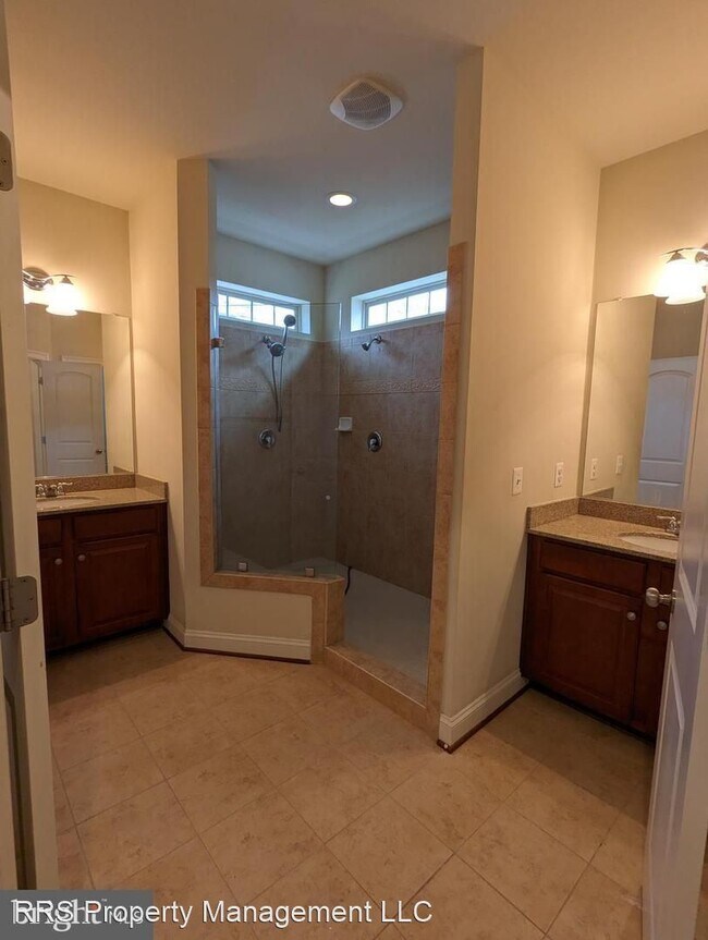 Building Photo - 6 br, 5.5 bath House - 3107 Decatur Ave