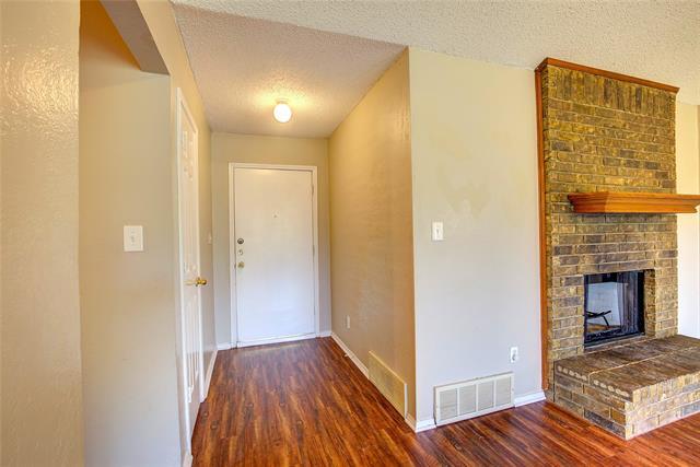 Building Photo - 7724 Pebblebrook Dr
